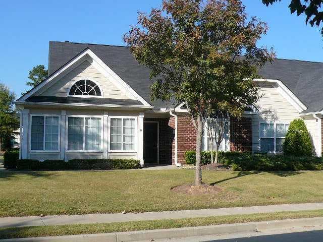 1301 Village Lane 1301, Roswell, GA 30075 — most recent listing photo