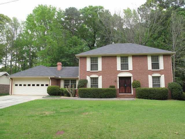 4 bedroom, 2,464 sq ft single family residence sold at 6053 Wandering Way, Norcross, GA 30093