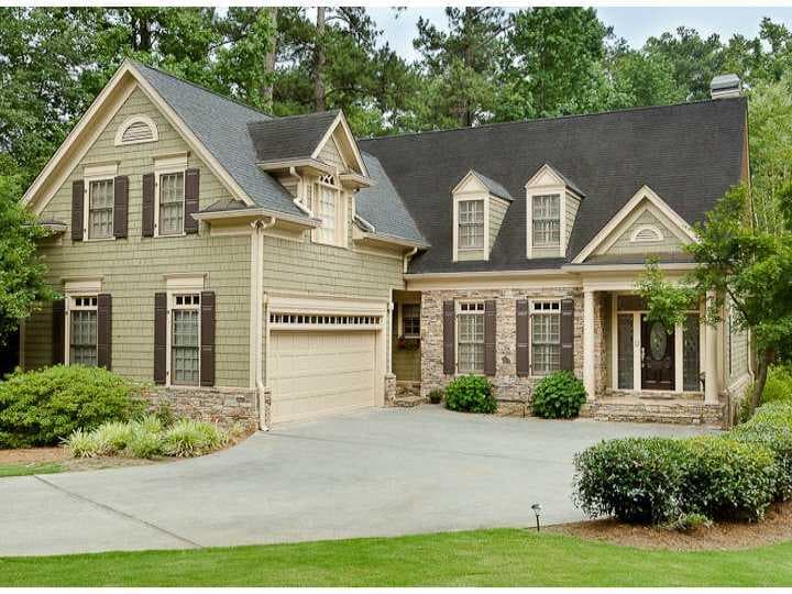 5 bedroom, 4,319 sq ft single family residence sold at 4565 Club Drive, Atlanta, GA 30319