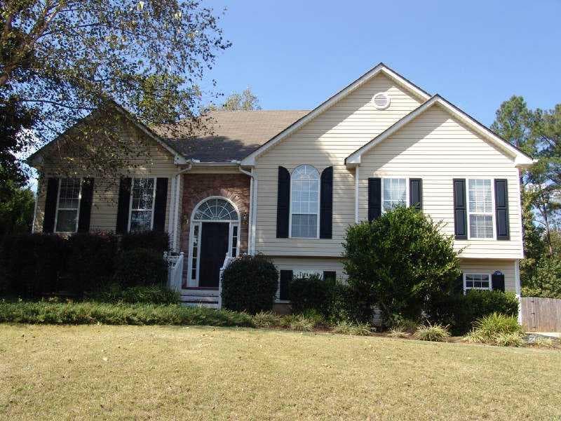 4 bedroom single family residence sold at 7005 Cole Court, Cumming, GA 30028
