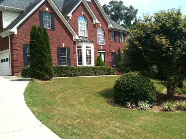 4045 Regal Oaks Drive, Suwanee, GA 30024 — most recent listing photo