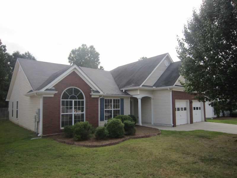 3 bedroom, 2,298 sq ft single family residence sold at 879 Nichols Landing Lane, Dacula, GA 30019