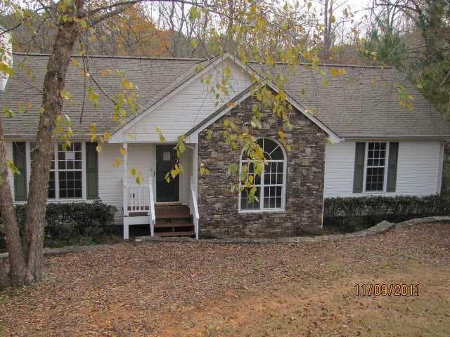 3 bedroom, 1,420 sq ft single family residence sold at 6865 Payton Road, Cumming, GA 30041