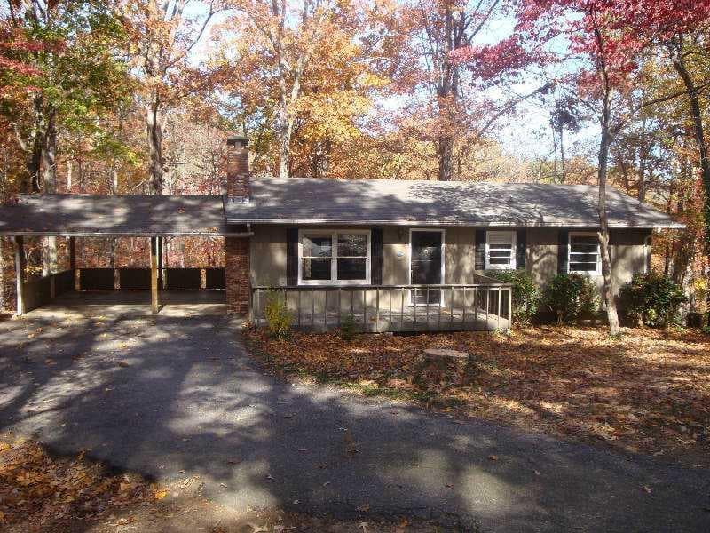 3 bedroom, 1,657 sq ft single family residence sold at 4785 Perry Road, Gainesville, GA 30506