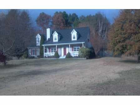 3 bedroom, 1,429 sq ft single family residence sold at 2320 Hollie Lane, Cumming, GA 30040