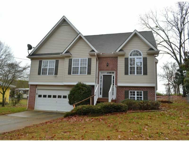 3 bedroom, 1,228 sq ft single family residence sold at 109 Bonnie Lane, Cumming, GA 30040