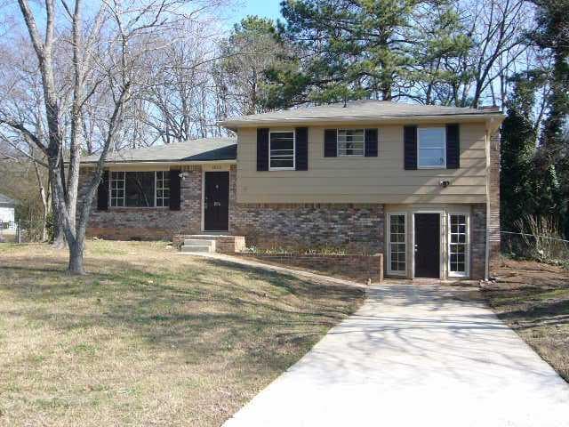 3 bedroom, 1,851 sq ft single family residence sold at 1856 Hillsway Street, Snellville, GA 30078