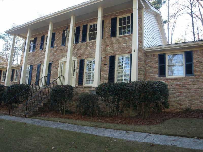 5 bedroom, 2,891 sq ft single family residence sold at 2719 Briarlake Woods Way, Atlanta, GA 30345