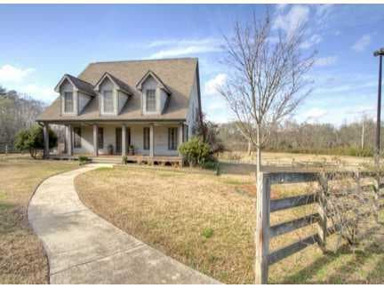 4 bedroom single family residence sold at 8275 Cochran Road, Fairburn, GA 30213
