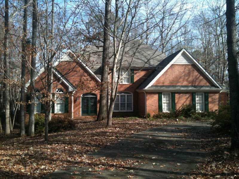 3 bedroom, 2,582 sq ft single family residence sold at 5215 Overbend Trail, Suwanee, GA 30024