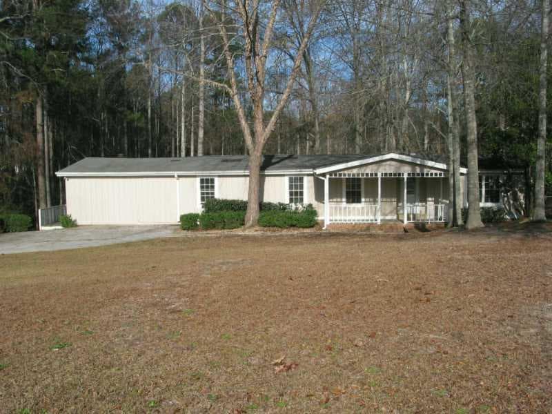 3 bedroom single family residence sold at 6473 Escoe Drive, Loganville, GA 30052