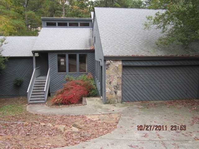 4 bedroom, 2,758 sq ft single family residence sold at 2160 DEEP WOODS Way, Marietta, GA 30062