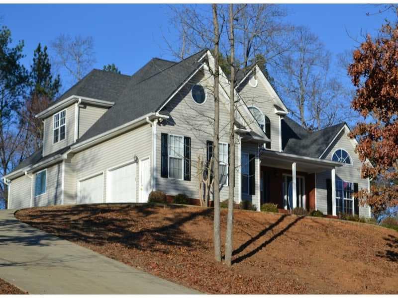 4 bedroom single family residence sold at 1092 Fieldstone Drive, Canton, GA 30114