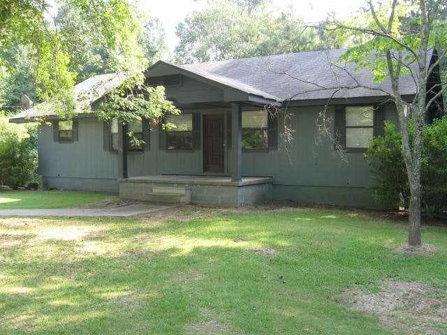 3 bedroom, 1,500 sq ft single family residence sold at 2848 DEMOONEY Road, Atlanta, GA 30349