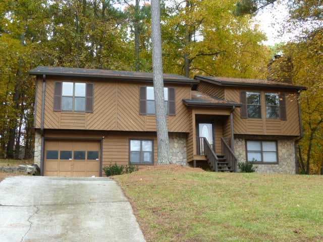3 bedroom, 1,612 sq ft single family residence sold at 4502 Sunflower Drive, Douglasville, GA 30135