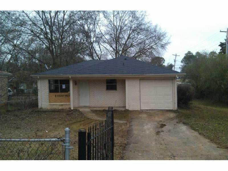 3 bedroom single family residence sold at 157 PINE Street, Fairburn, GA 30213
