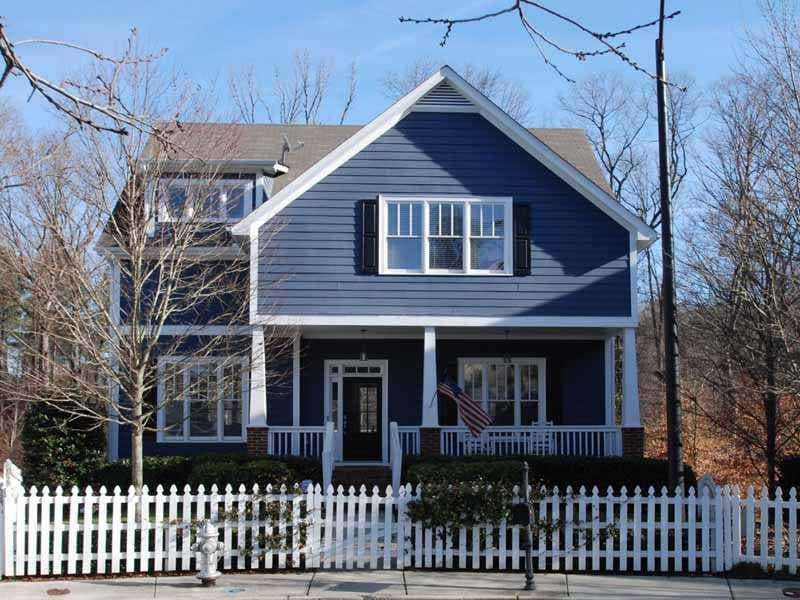 3 bedroom, 2,234 sq ft single family residence sold at 2135 Parkview Lane, Atlanta, GA 30318