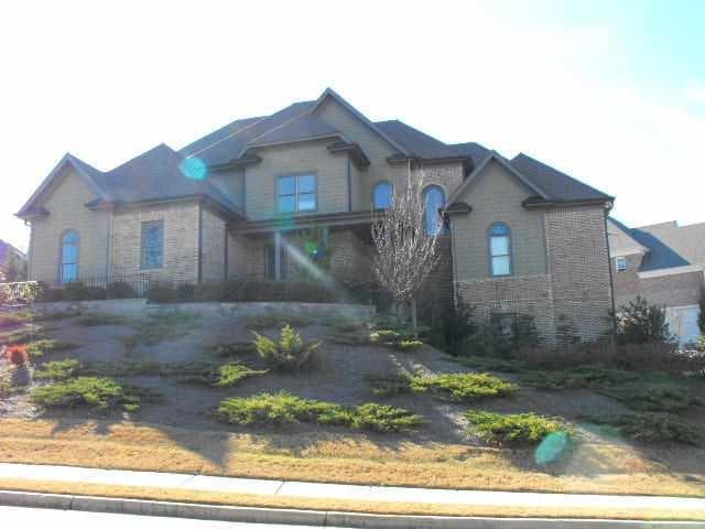 992 HEATHCHASE Drive, Suwanee, GA 30024 — most recent listing photo