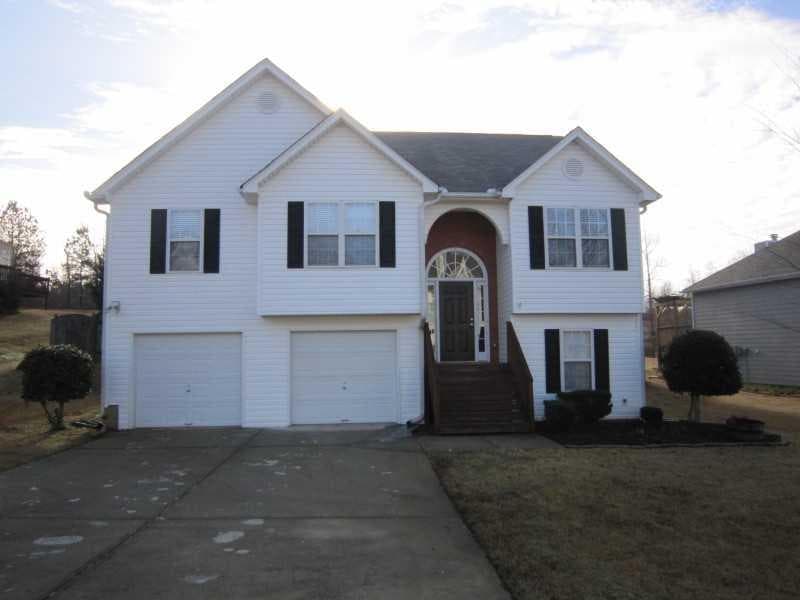 6204 Compass Drive, Flowery Branch, GA 30542 — most recent listing photo