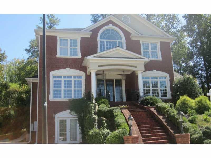 4 bedroom, 4,096 sq ft single family residence sold at 1935 Durand Mill Drive, Atlanta, GA 30307