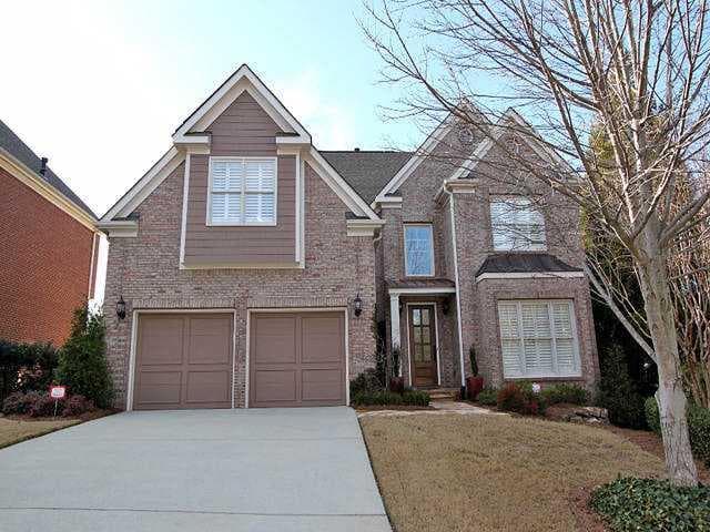 5 bedroom, 4,858 sq ft single family residence sold at 1018 Nottingham Lane, Atlanta, GA 30319