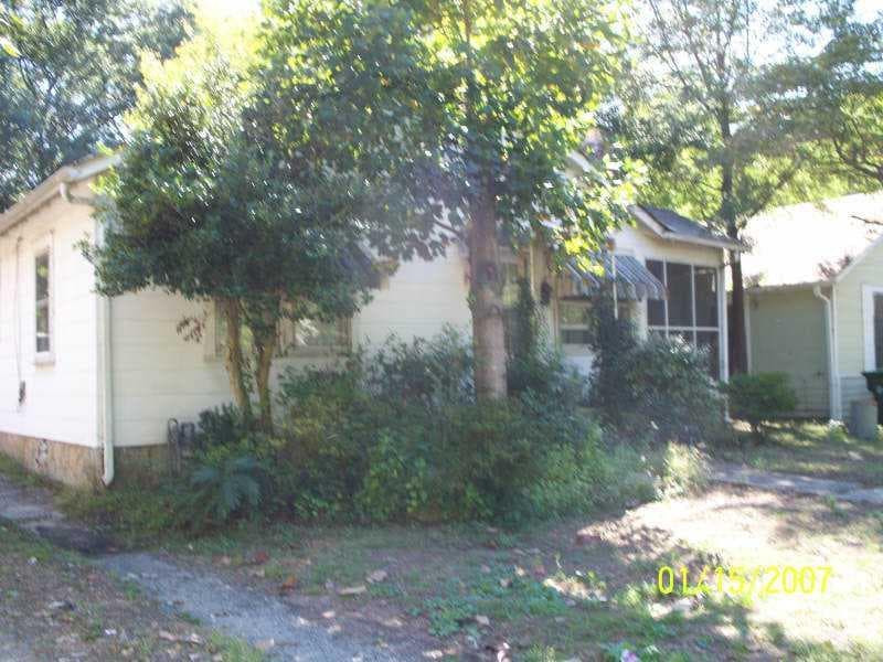 2 bedroom, 900 sq ft single family residence sold at 724 Bellemeade Avenue, Atlanta, GA 30318