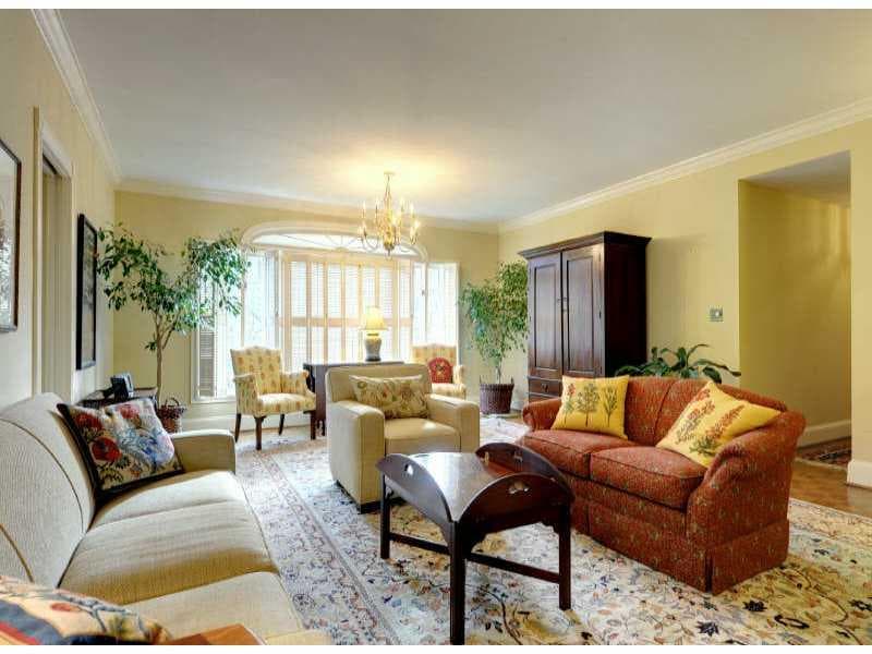 2 bedroom, 1,625 sq ft condominium sold at 3638 PEACHTREE Road 204, Atlanta, GA 30319