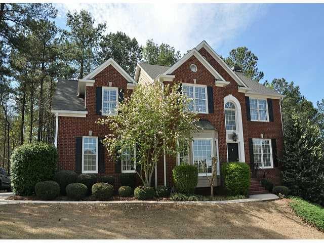 5 bedroom, 3,559 sq ft single family residence sold at 1045 Landover Crossing, Suwanee, GA 30024