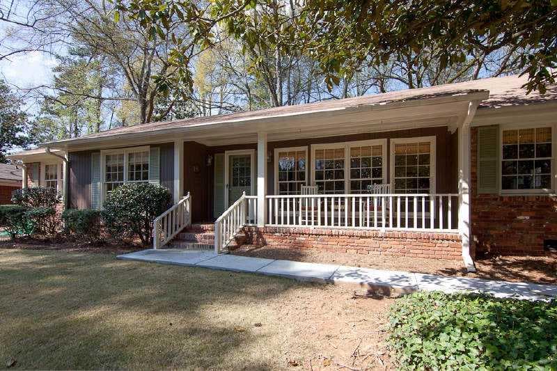 3 bedroom, 2,264 sq ft single family residence sold at 4414 Tree Haven Drive, Atlanta, GA 30342