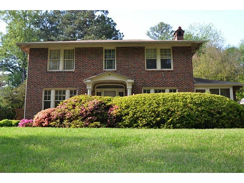 4 bedroom, 2,166 sq ft single family residence sold at 1426 Harvard Road, Atlanta, GA 30306