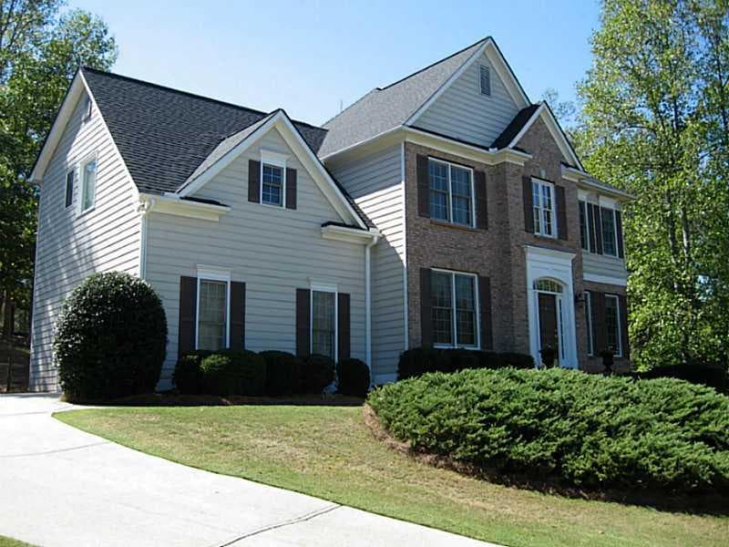 5 bedroom, 3,644 sq ft single family residence sold at 3275 Riverhill Court, Cumming, GA 30041