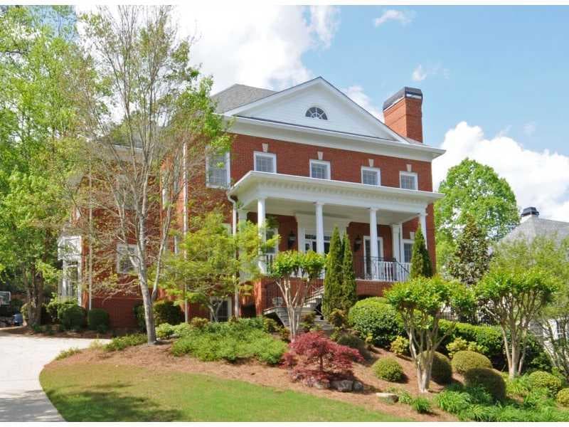 5 bedroom, 4,069 sq ft single family residence sold at 3891 W Nancy Creek Court, Atlanta, GA 30319
