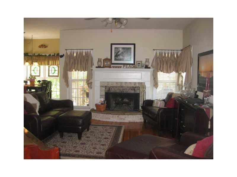 2210 Orchard Park Circle, Kennesaw, GA 30152 — most recent listing photo