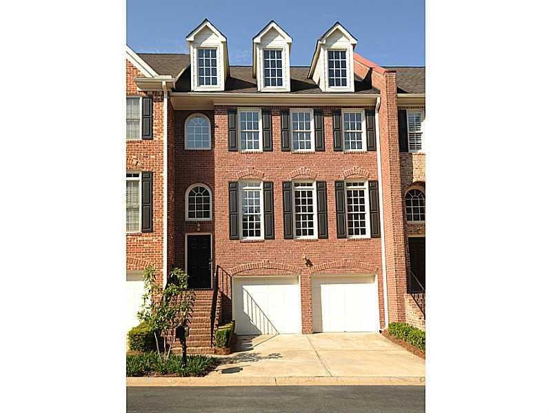 3 bedroom, 2,639 sq ft townhouse sold at 1273 Dunwoody Cove 9, Dunwoody, GA 30338