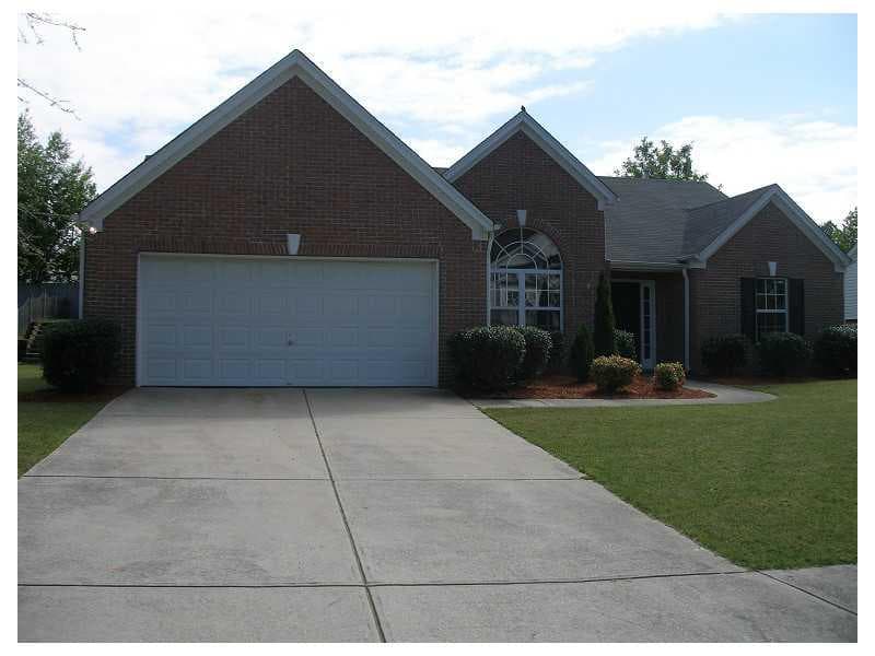3 bedroom, 1,949 sq ft single family residence sold at 3578 Hill Pond Drive, Buford, GA 30519