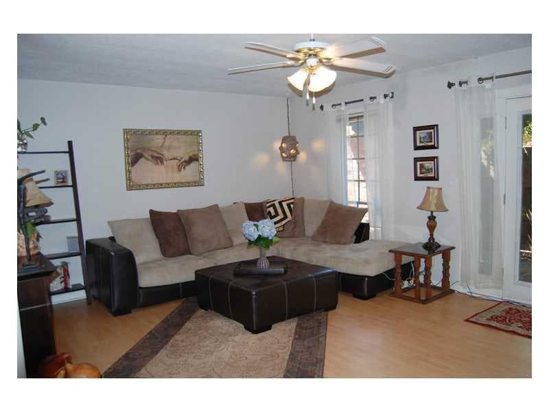 2 bedroom condominium sold at 6851 ROSWELL Road D28, Sandy Springs, GA 30328