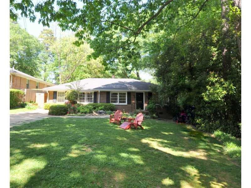 3 bedroom, 1,600 sq ft single family residence sold at 1270 Spring Valley Lane, Atlanta, GA 30306