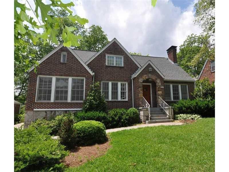 4 bedroom, 3,012 sq ft single family residence sold at 1147 Reeder Circle, Atlanta, GA 30306