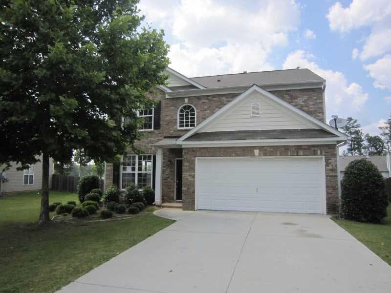 4 bedroom, 2,273 sq ft single family residence sold at 899 Clairidge Elm Trail, Lawrenceville, GA 30045