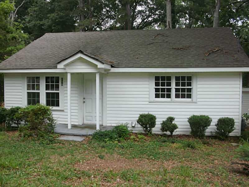 2 bedroom, 896 sq ft single family residence sold at 219 Bass Street, Carrollton, GA 30117