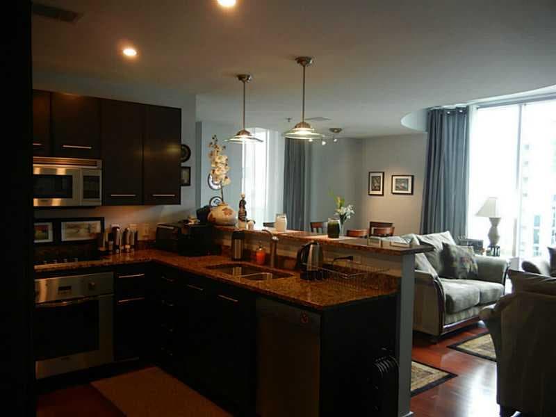 2 bedroom, 1,478 sq ft condominium sold at 20 10th Street 1501, Atlanta, GA 30309