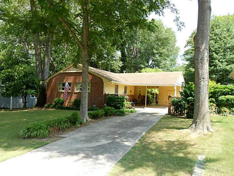 3 bedroom, 1,025 sq ft single family residence sold at 1622 Richwood Drive, Atlanta, GA 30319