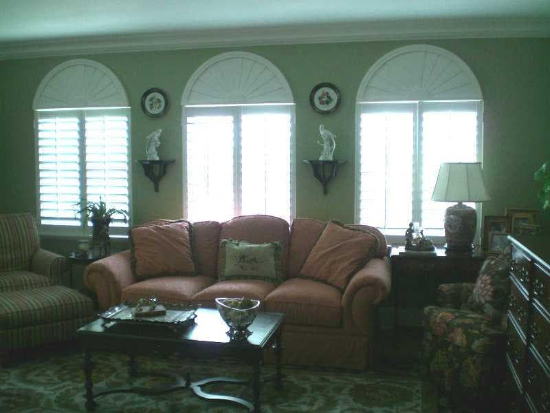 2 bedroom, 1,680 sq ft condominium sold at 3435 Kingsboro Road 1202, Atlanta, GA 30326