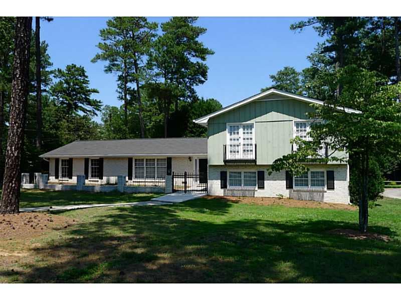 4 bedroom, 2,775 sq ft single family residence sold at 4915 Vermack, Dunwoody, GA 30338