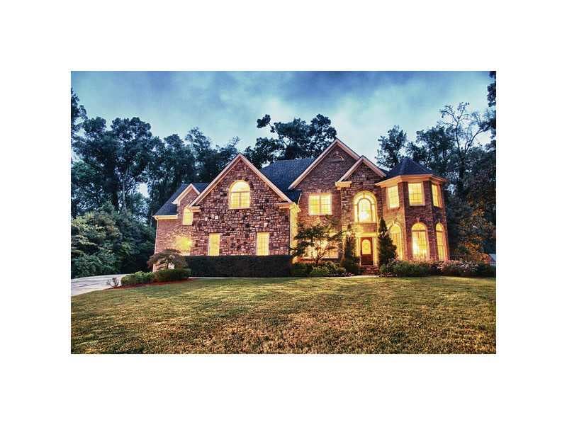 6 bedroom single family residence sold at 2022 Oak Grove Road, Atlanta, GA 30345