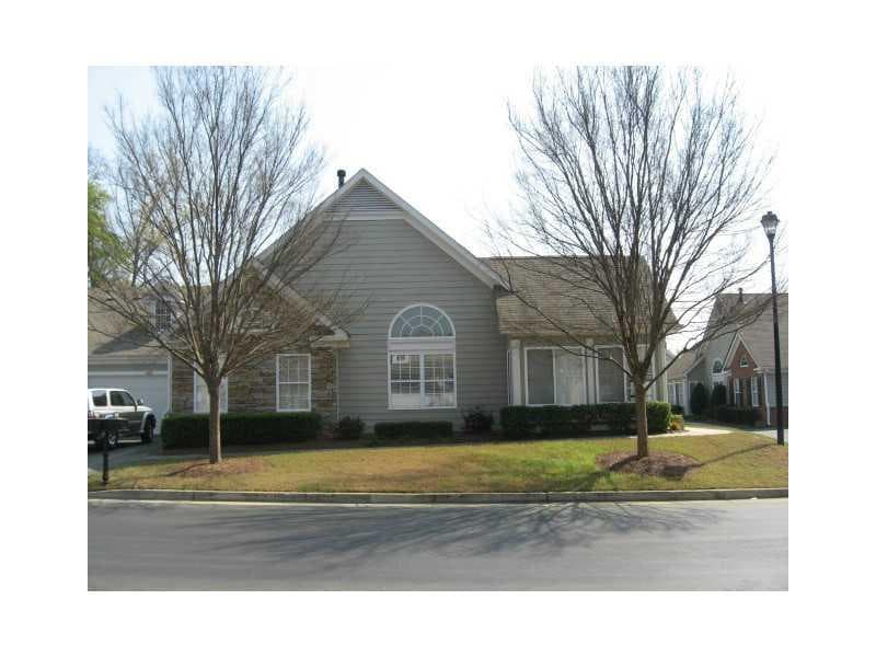 605 VILLAGE Lane 605, Roswell, GA 30075 — most recent listing photo