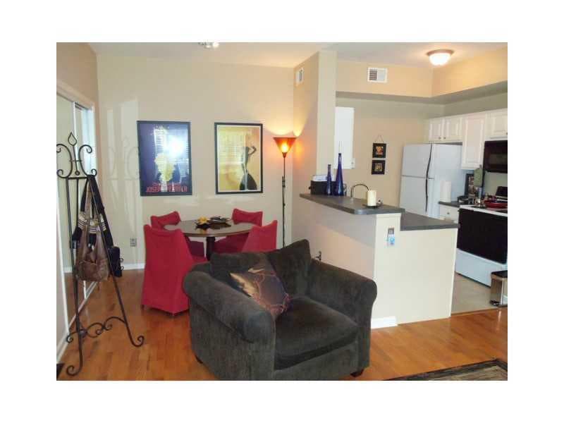 1 bedroom, 700 sq ft condominium sold at 847 Saint Charles Avenue 3, Atlanta, GA 30306
