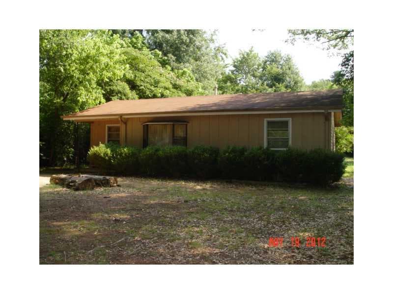 3 bedroom, 891 sq ft single family residence sold at 2922 Hall Drive, Smyrna, GA 30082