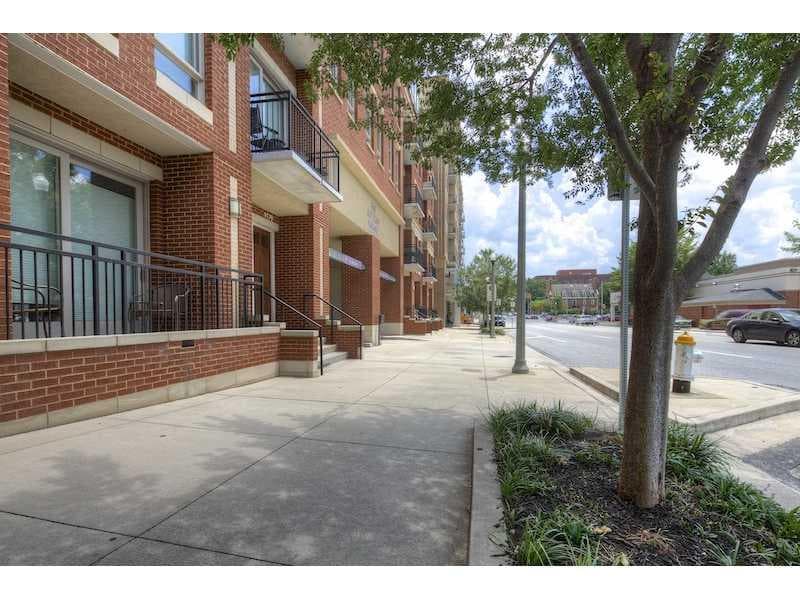 3 bedroom, 2,322 sq ft condominium sold at 201 W Ponce De Leon Avenue 323, Decatur, GA 30030