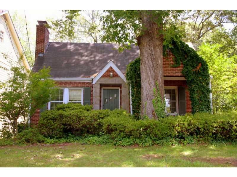 2 bedroom, 1,076 sq ft single family residence sold at 2124 Palifox Drive, Atlanta, GA 30307
